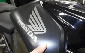 HONDA CB650R E-Clutch 2024 RH17