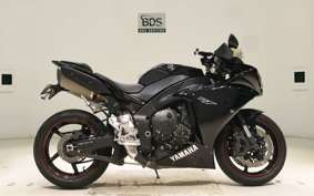 YAMAHA YZF-R1 2013