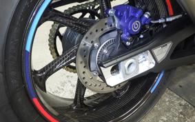 BMW M1000R 2024