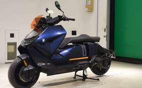 BMW CE-04 2025
