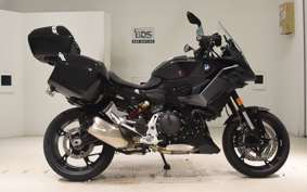 BMW F900XR 2025