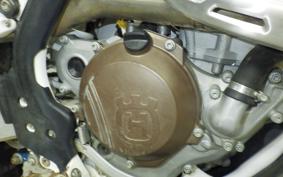 HUSQVARNA FE250