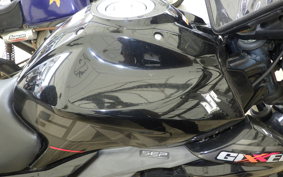SUZUKI GIXXER 150 NG4BG
