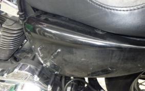 HARLEY XL1200C 2013