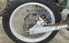 KAWASAKI KMX125 MX125A