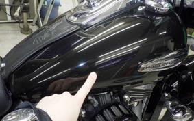HARLEY FLD 1580 2015
