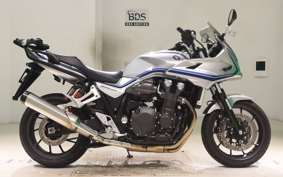 HONDA CB1300SB SUPER BOLDOR 2023 SC54