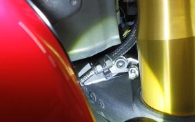DUCATI STREETFIGHTER V4 S 2021