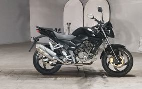 SYM T1 125 ..