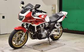 HONDA CB1300SB SUPER BOLDOR A 2005 SC54