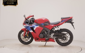 HONDA CBR600RR 2024 PC40