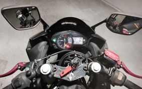 YAMAHA YZF R-3 2015 RH07J