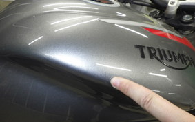 TRIUMPH STREET TRIPLE RS 2021