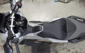 HONDA X-ADV 750 2025 RH21
