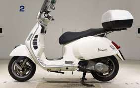 VESPA GTS250 IE 2023