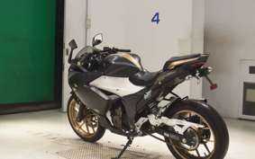 SUZUKI GIXXER 250 SF 2004 ED22Y