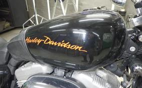 HARLEY XL883LI 2013