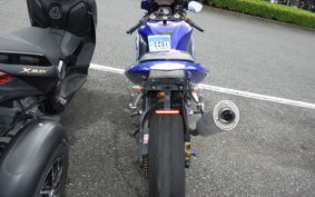 KAWASAKI ZX 10 NINJA R 2004 ZXT00C