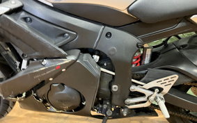 YAMAHA YZF-R6 2004 RJ05