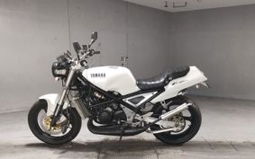 YAMAHA R1-Z 3XC