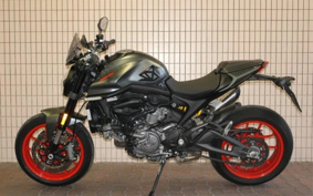 DUCATI MONSTAR 937 PLUS 2022 4M00