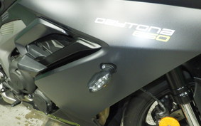 TRIUMPH DAYTONA 660 2024