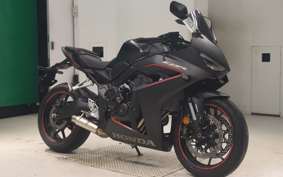 HONDA CBR650R E-Clutch 2026 RH17