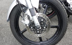 YAMAHA YBR125 2016