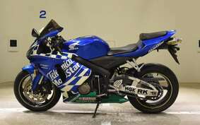 HONDA CBR600RR GEN 2 2007 PC37