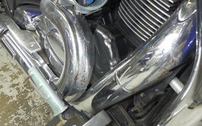 SUZUKI BOULEVARD M109R 2011