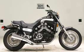 YAMAHA VMAX 2001