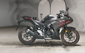 YAMAHA YZF R-3 2018 RH13J
