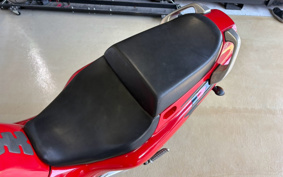 SUZUKI GSX-R750