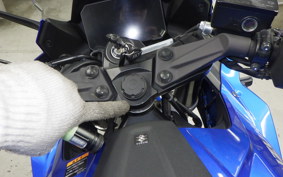 SUZUKI GSX-8R 2024 EM1AA