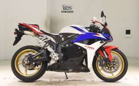 HONDA CBR600RR GEN 3 2010 PC40