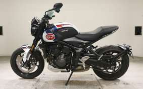 TRIUMPH TRIDENT 660 2024
