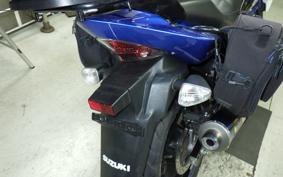 SUZUKI GSR250