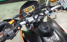 KTM 950 SUPERMOTO 2015