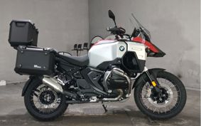 BMW R1300GS Adventure ASA 2026 0M31