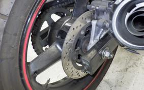 SUZUKI GSR250 2000
