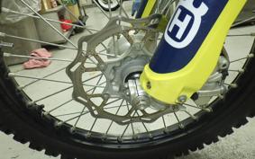 HUSQVARNA FE250