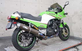 KAWASAKI GPZ900R NINJA 2002 00A085