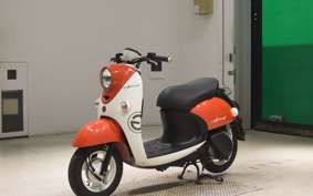 YAMAHA E-VINO 2015 SY11J