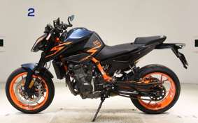 KTM 890 DUKE R 2023