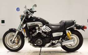 YAMAHA VMAX 1999