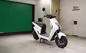 HONDA EM1 e: EF16