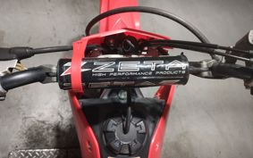 HONDA CRF125F JE03