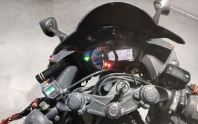 YAMAHA YZF-R25 RG10J