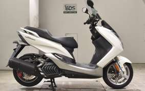 YAMAHA S-MAX 2014