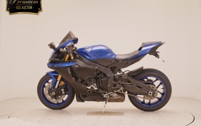 YAMAHA YZF-R1 2019